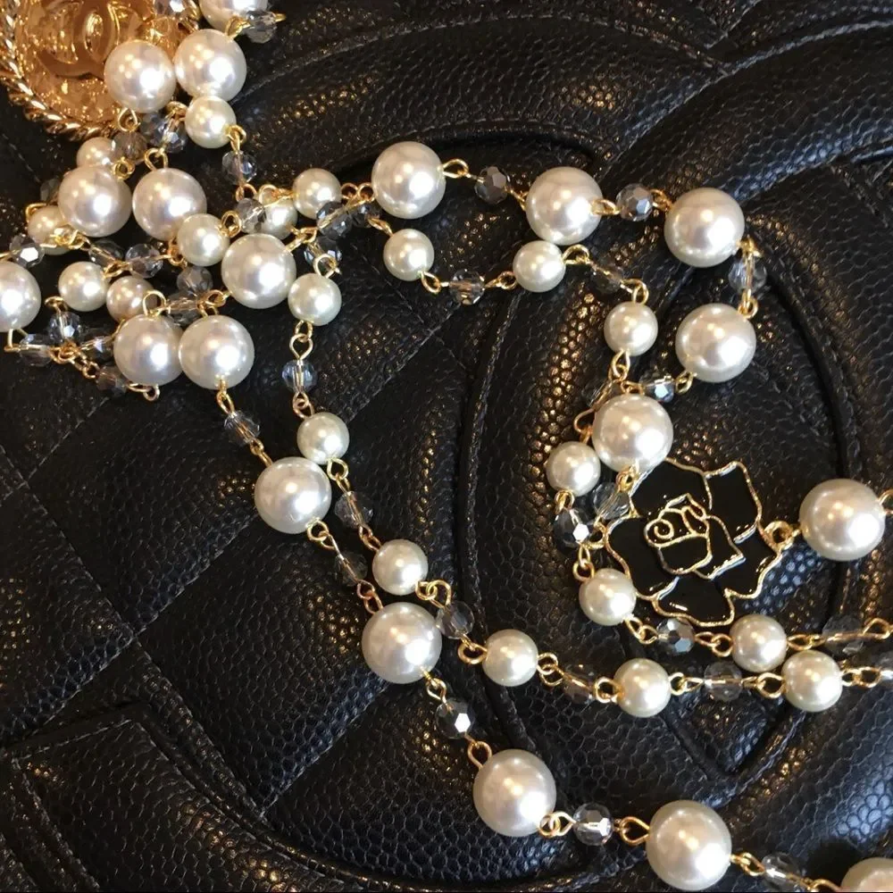 NWT!  White pearl necklace with black & gold rose - Picture 3 of 7